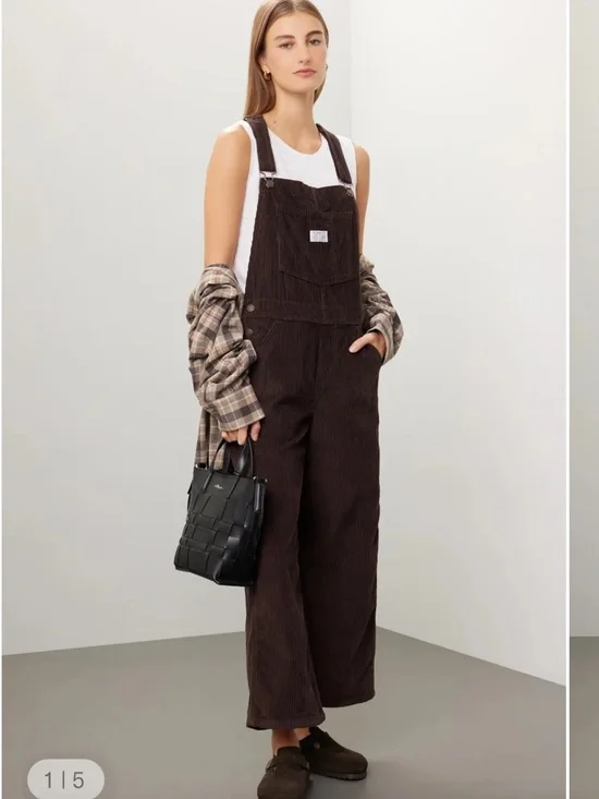 Levi’s Baggy Corduroy Overalls - Brown - Picture 1 of 5